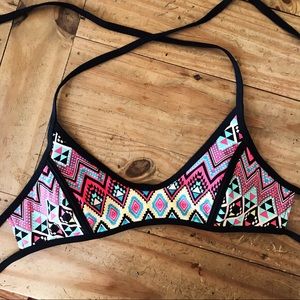 Sporty Swim Top with Geometric Print